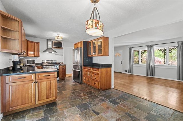 1619 Moncrief Circle, Decatur, GA 30033