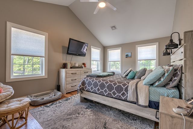 7 Theresa Marie Avenue, Woonsocket, RI 02895