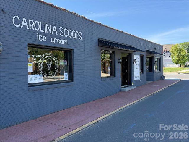 339 Ladybird Lane, Pineville, NC 28134