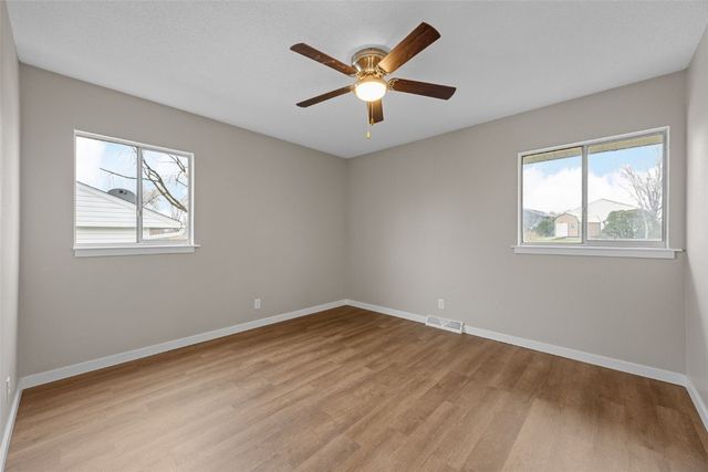 3221 Bramble Road SW, Cedar Rapids, IA 52404