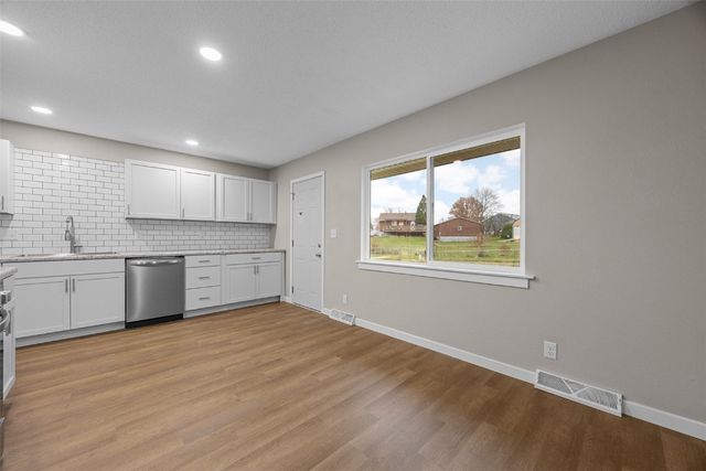 3221 Bramble Road SW, Cedar Rapids, IA 52404