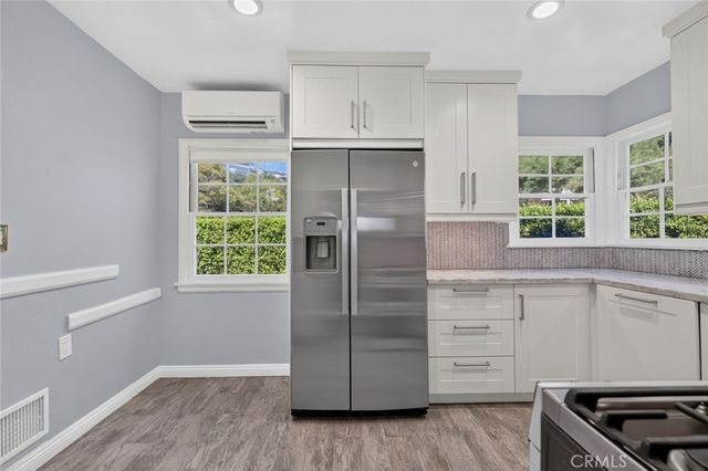 900 E Mountain, Glendale, CA 91207