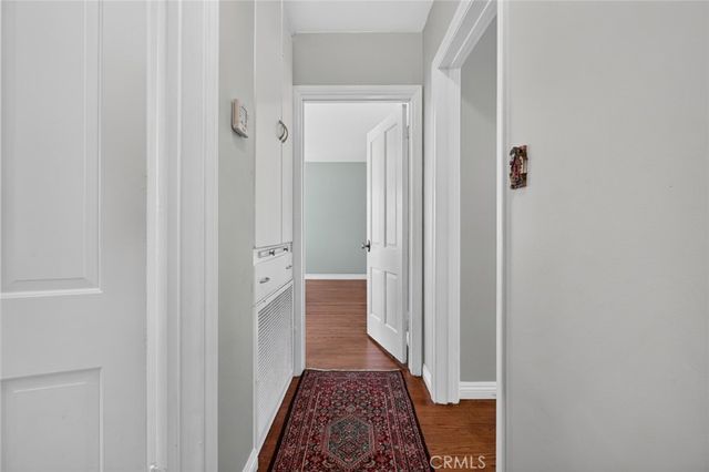 900 E Mountain, Glendale, CA 91207
