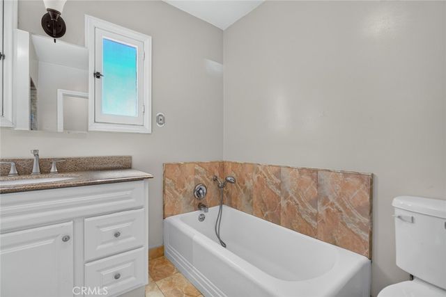 900 E Mountain, Glendale, CA 91207