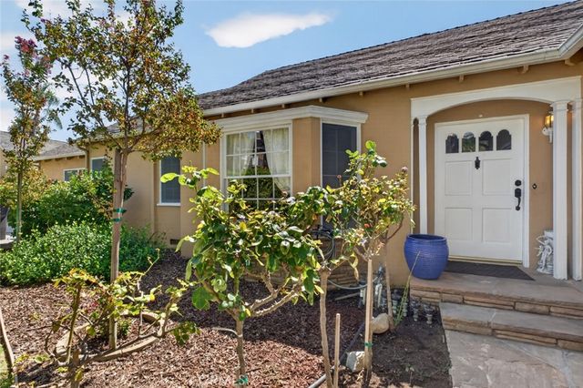 900 E Mountain, Glendale, CA 91207