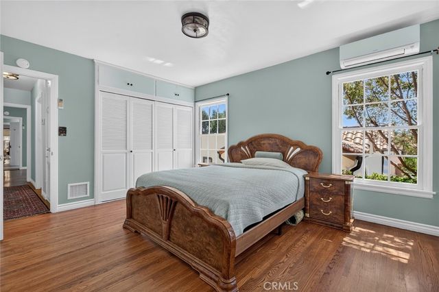900 E Mountain, Glendale, CA 91207