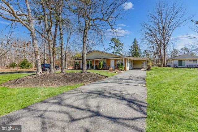 43-A MAGNOLIA RD, Manahawkin, NJ 08050