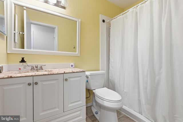 43-A MAGNOLIA RD, Manahawkin, NJ 08050