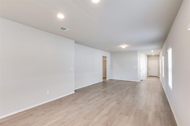 205 Tall Grass DR, Georgetown, TX 78628