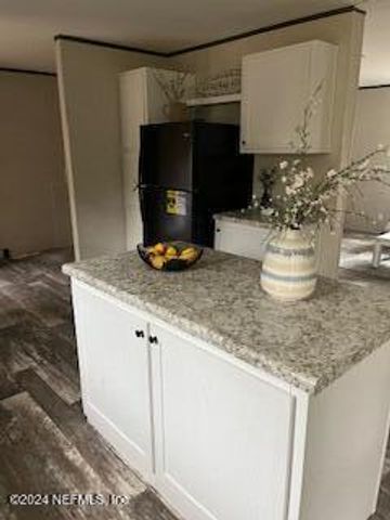1168 VILLAGE GREEN Court, Jacksonville, FL 32234
