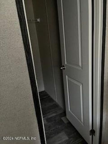 1168 VILLAGE GREEN Court, Jacksonville, FL 32234