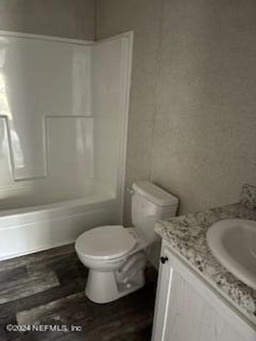 1168 VILLAGE GREEN Court, Jacksonville, FL 32234