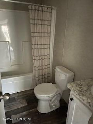 1168 VILLAGE GREEN Court, Jacksonville, FL 32234