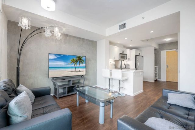 321 10Th Ave 1505, San Diego, CA 92101