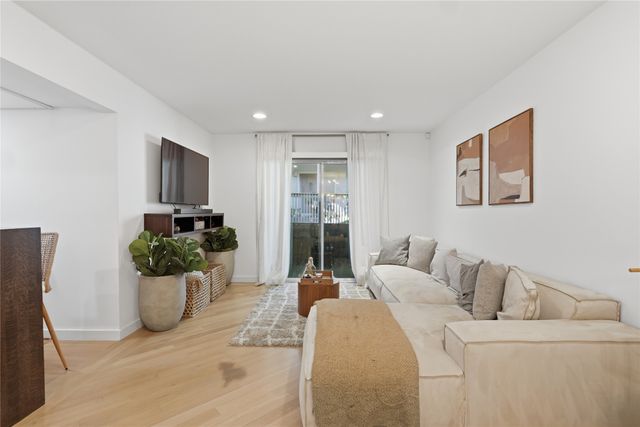 4859 Cedar Springs Road 244, Dallas, TX 75219