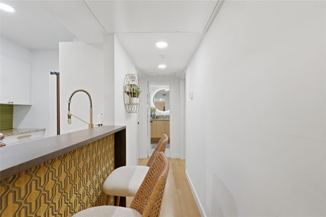 4859 Cedar Springs Road 244, Dallas, TX 75219