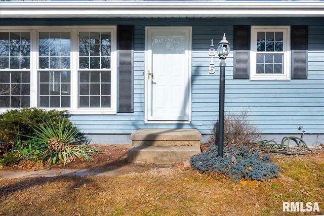 1815 W AUSTIN Drive, Peoria, IL 61614