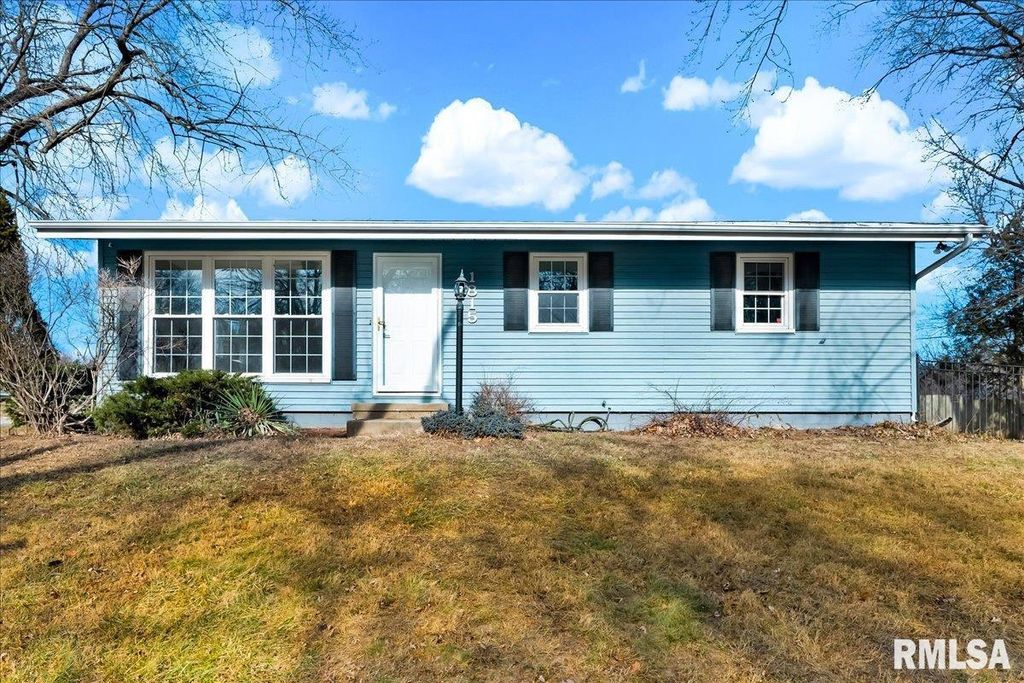 1815 W AUSTIN Drive, Peoria, IL 61614