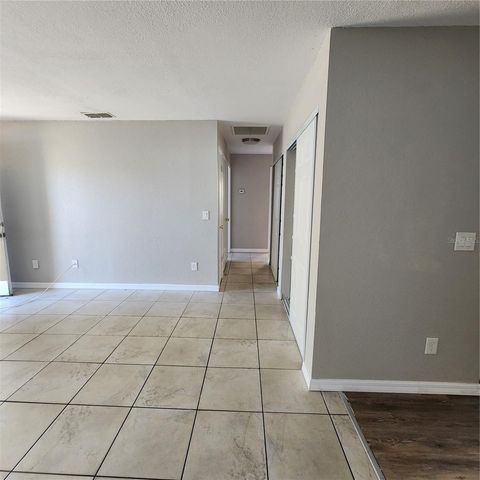 1037 APOLLO BEACH BOULEVARD D, Apollo Beach, FL 33572