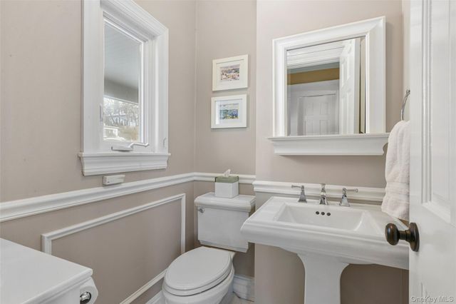 677 James Street, Pelham, NY 10803