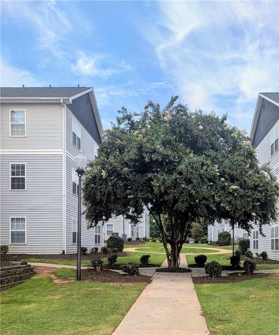 186 University Village Drive D, Central, SC 29630