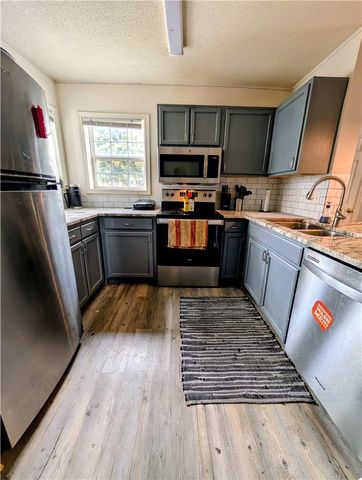 186 University Village Drive D, Central, SC 29630