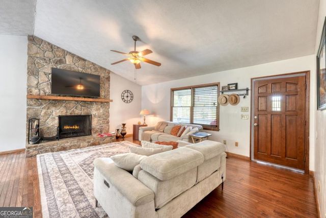 1085 W Jones Creek Road, Blairsville, GA 30512