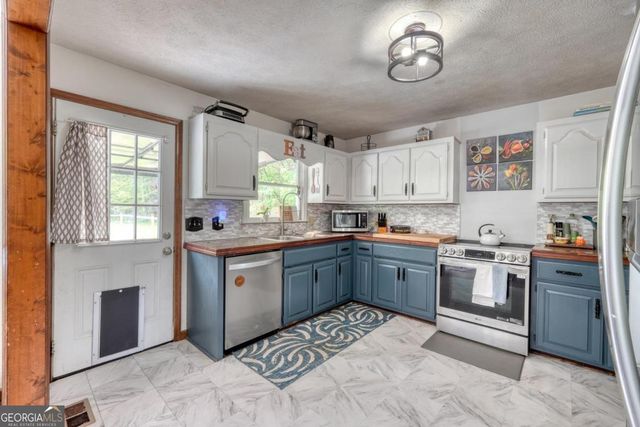 1085 W Jones Creek Road, Blairsville, GA 30512