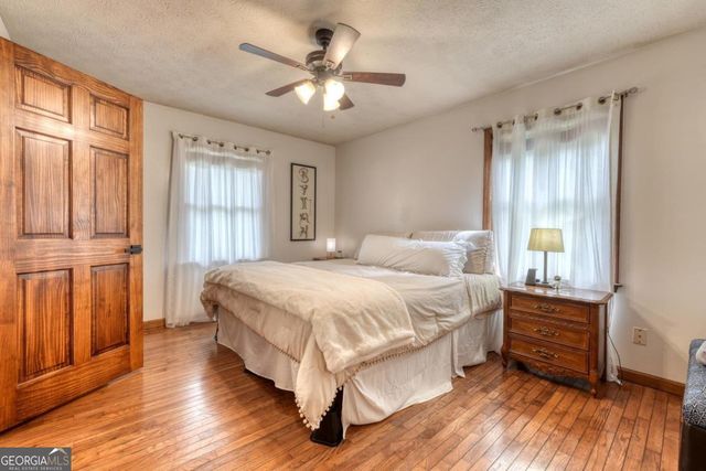 1085 W Jones Creek Road, Blairsville, GA 30512