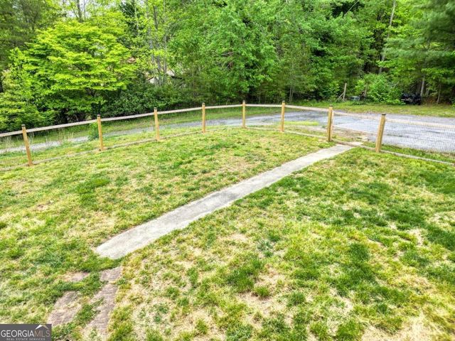 1085 W Jones Creek Road, Blairsville, GA 30512