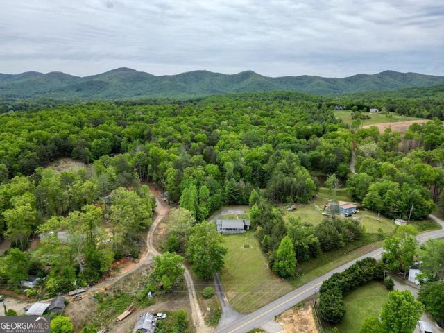 1085 W Jones Creek Road, Blairsville, GA 30512