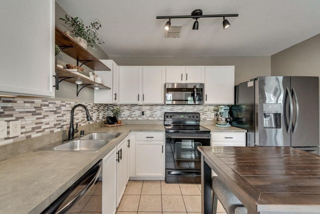 9109 Wagon Trail, Cross Roads, TX 76227