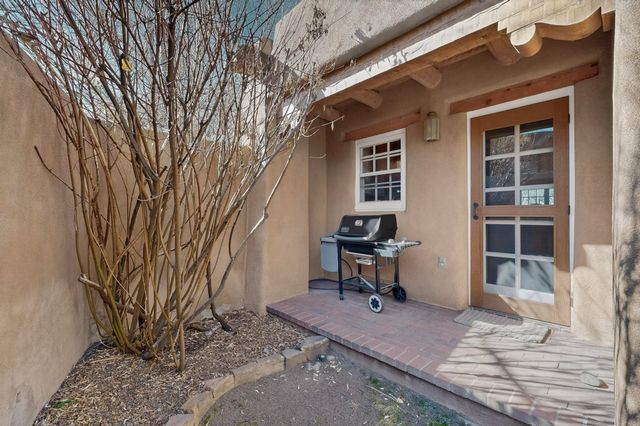 334 Otero 12-4, Santa Fe, NM 87501