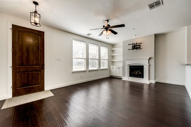 5745 Headquarters Drive, Plano, TX 75024