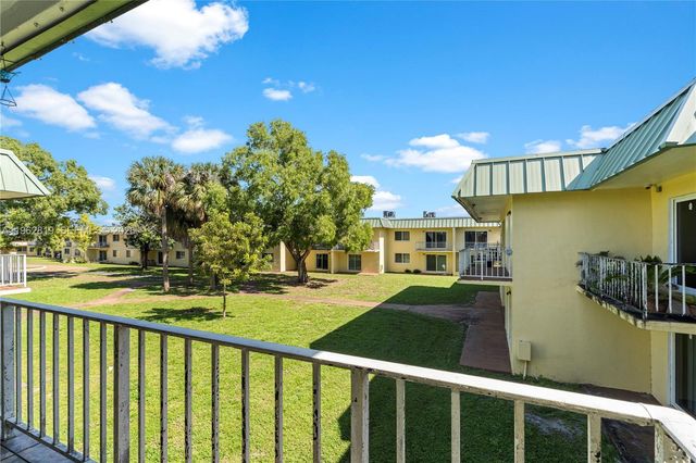 505 NW 177th St 243, Miami Gardens, FL 33169