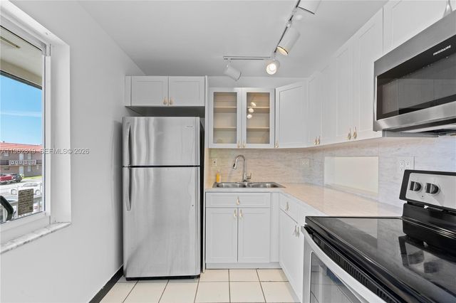 505 NW 177th St 243, Miami Gardens, FL 33169