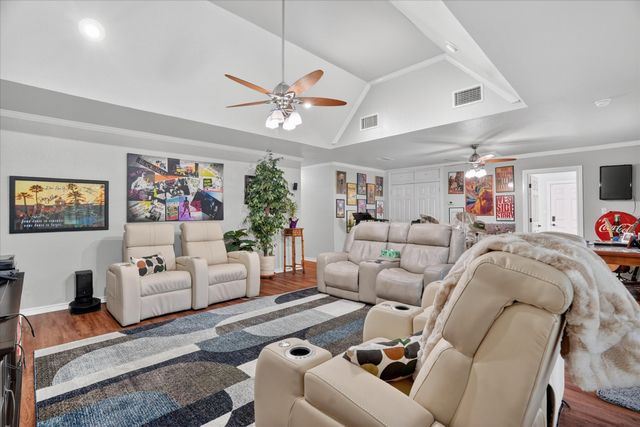 1290 Fox Lane, Burleson, TX 76028