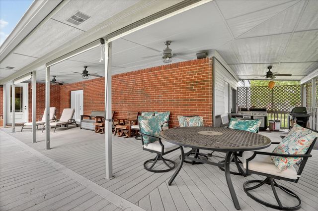 1290 Fox Lane, Burleson, TX 76028