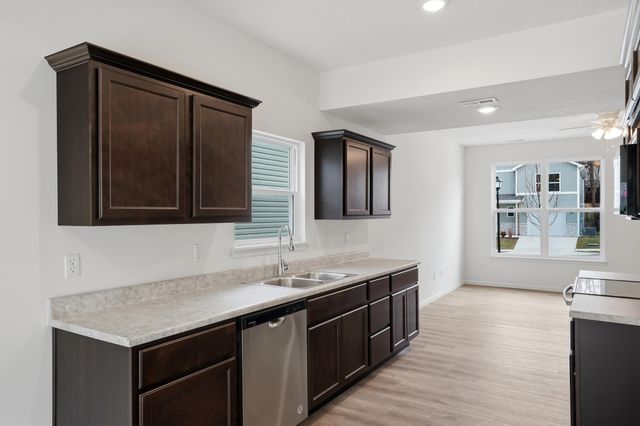 3913 BRAGG CT, Columbia, MO 65202