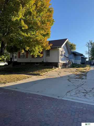 926 N East Avenue, York, NE 68467