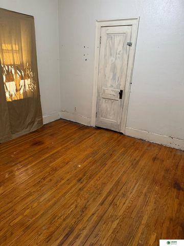 926 N East Avenue, York, NE 68467