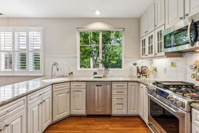 1596 Summerfield Drive, Campbell, CA 95008