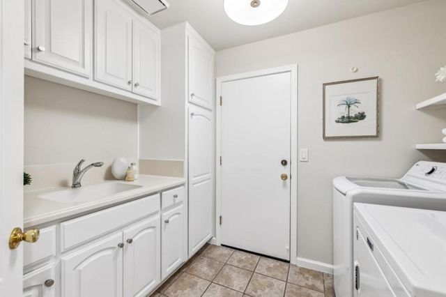 1596 Summerfield Drive, Campbell, CA 95008