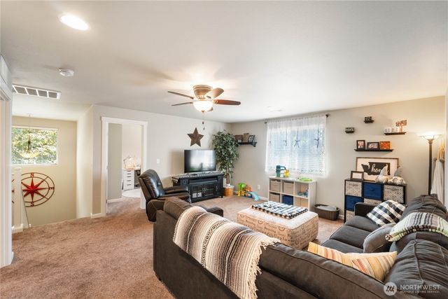 23021 81st Avenue Ct E, Graham, WA 98338