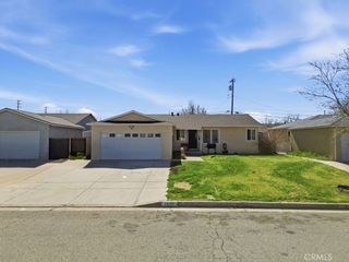 1020 W Avenue J6, Lancaster, CA 93534