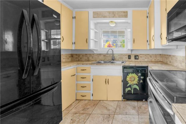 14708 Palmer Avenue, Clearlake, CA 95422