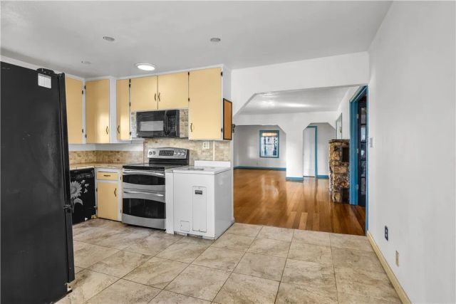 14708 Palmer Avenue, Clearlake, CA 95422