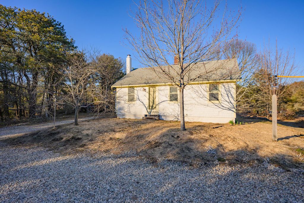 13 Whitmanville Road, Truro, MA 02666