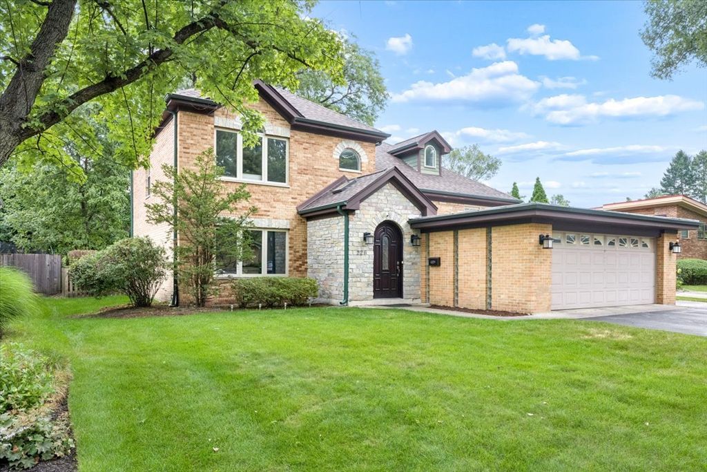 226 SUNSET Drive, Wilmette, IL 60091 — exterior