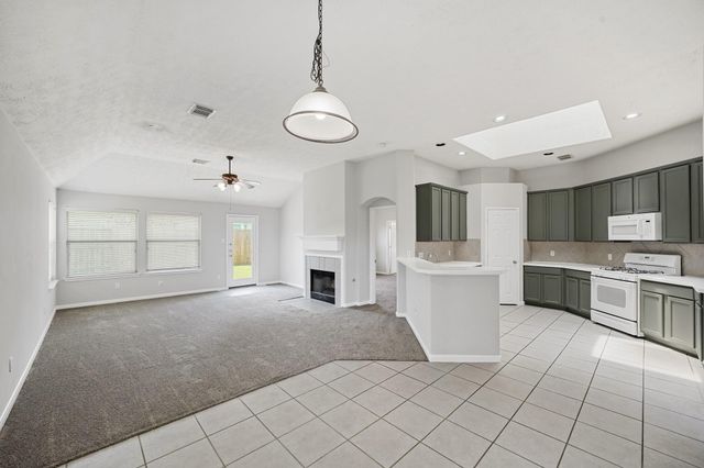 3103 Glenmont Ridge Court, Fresno, TX 77545